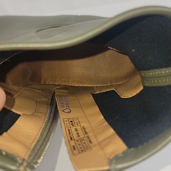 Vionic Ronan Waterproof Women's Booties - Picture 11 of 12